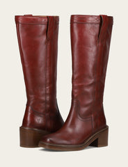 Women's Merlot Kate Pull On Wide Calf Boot - Merlot