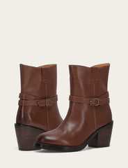 Women's Walnut Rylee Belted Inside Zip Boot - Walnut
