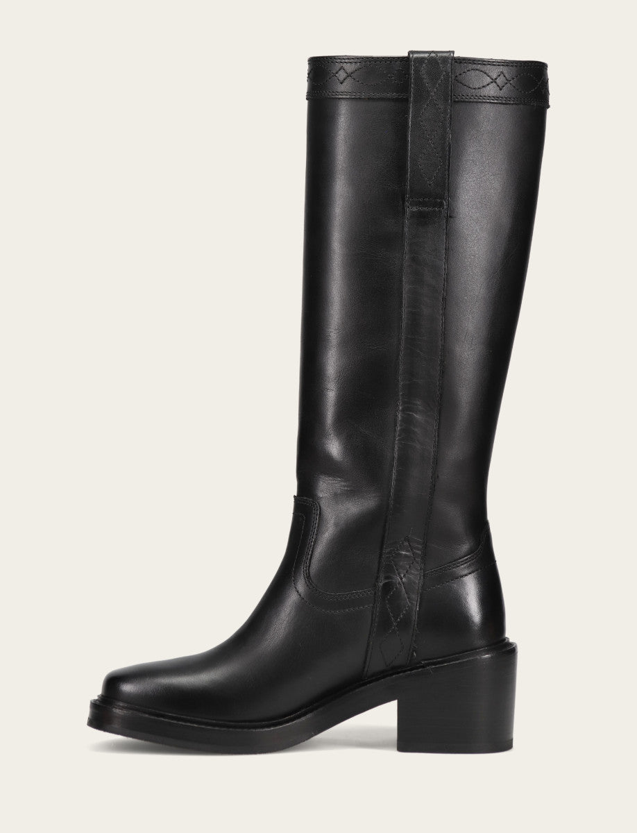 Women's Black Kate Pull On Boots - Black