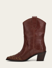 Women's Saddle Sara Wingtip Stud Western Boots - Saddle