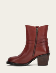 Women's Cranberry Rylee Belted Inside Zip Boot - Cranberry