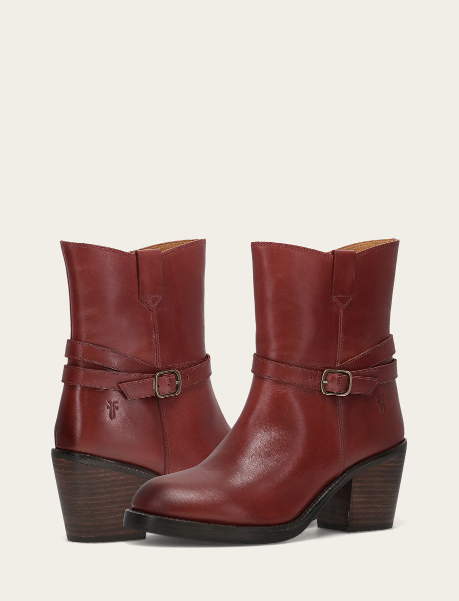 Women's Cranberry Rylee Belted Inside Zip Boot - Cranberry