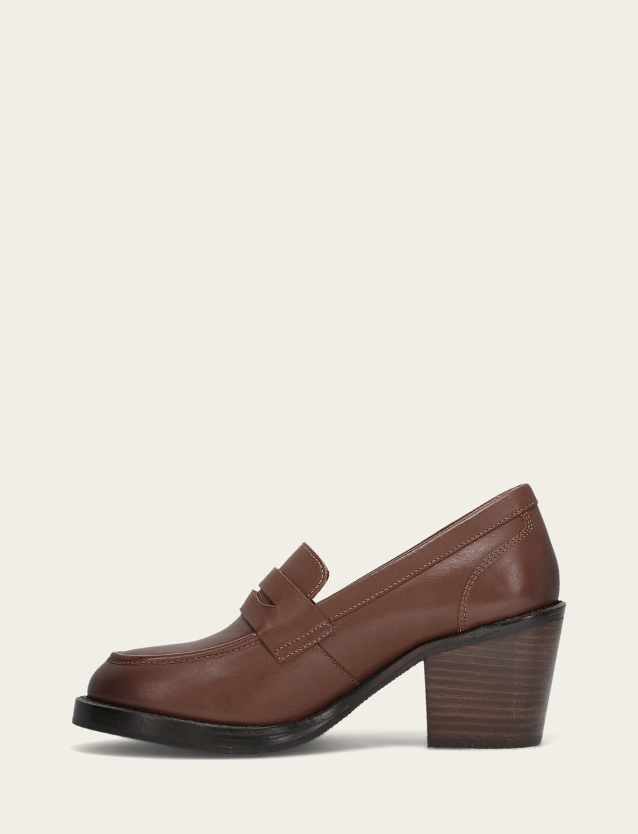 Women's Walnut Rylee Loafer - Walnut