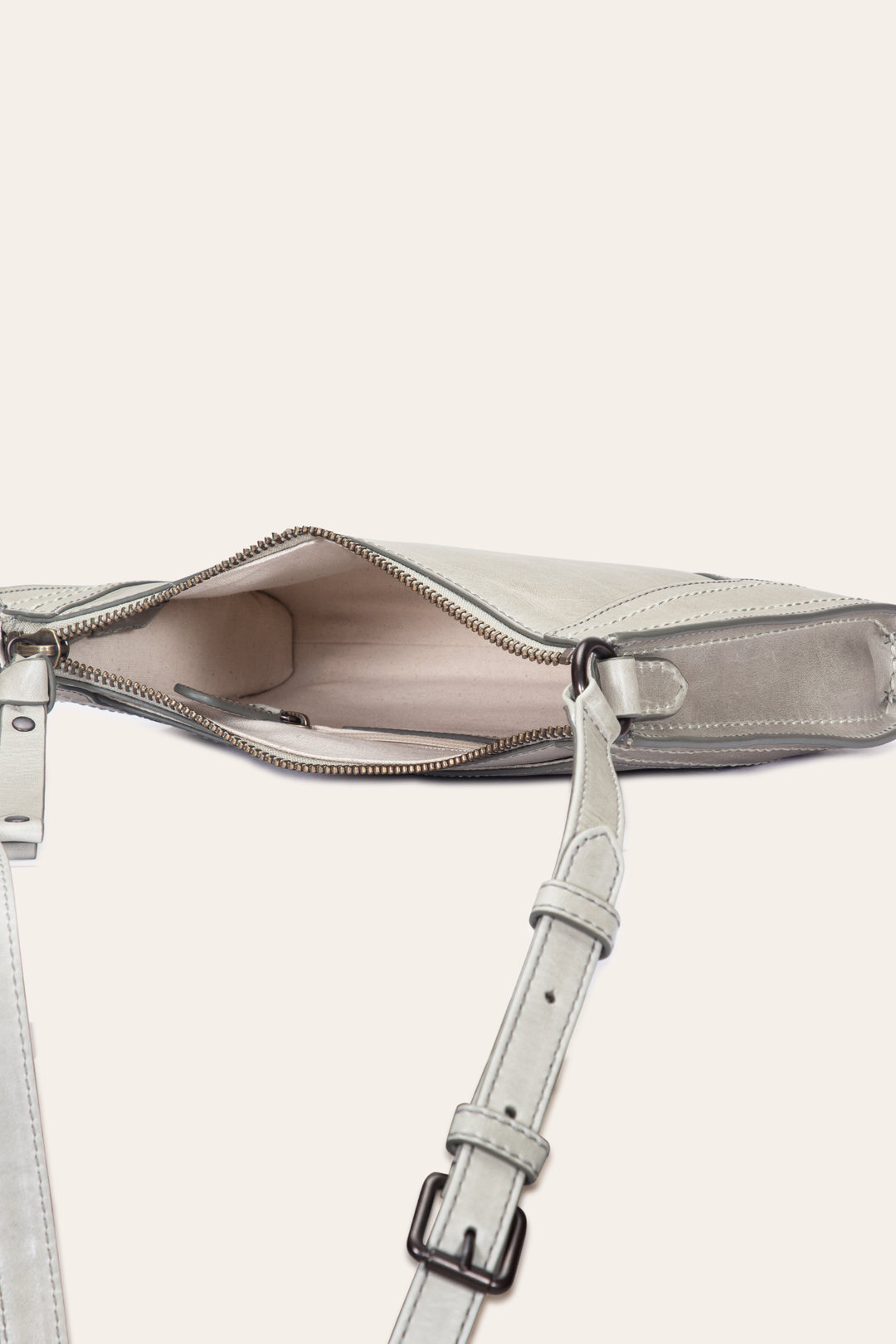 Melissa Willow Zip Crossbody - Willow