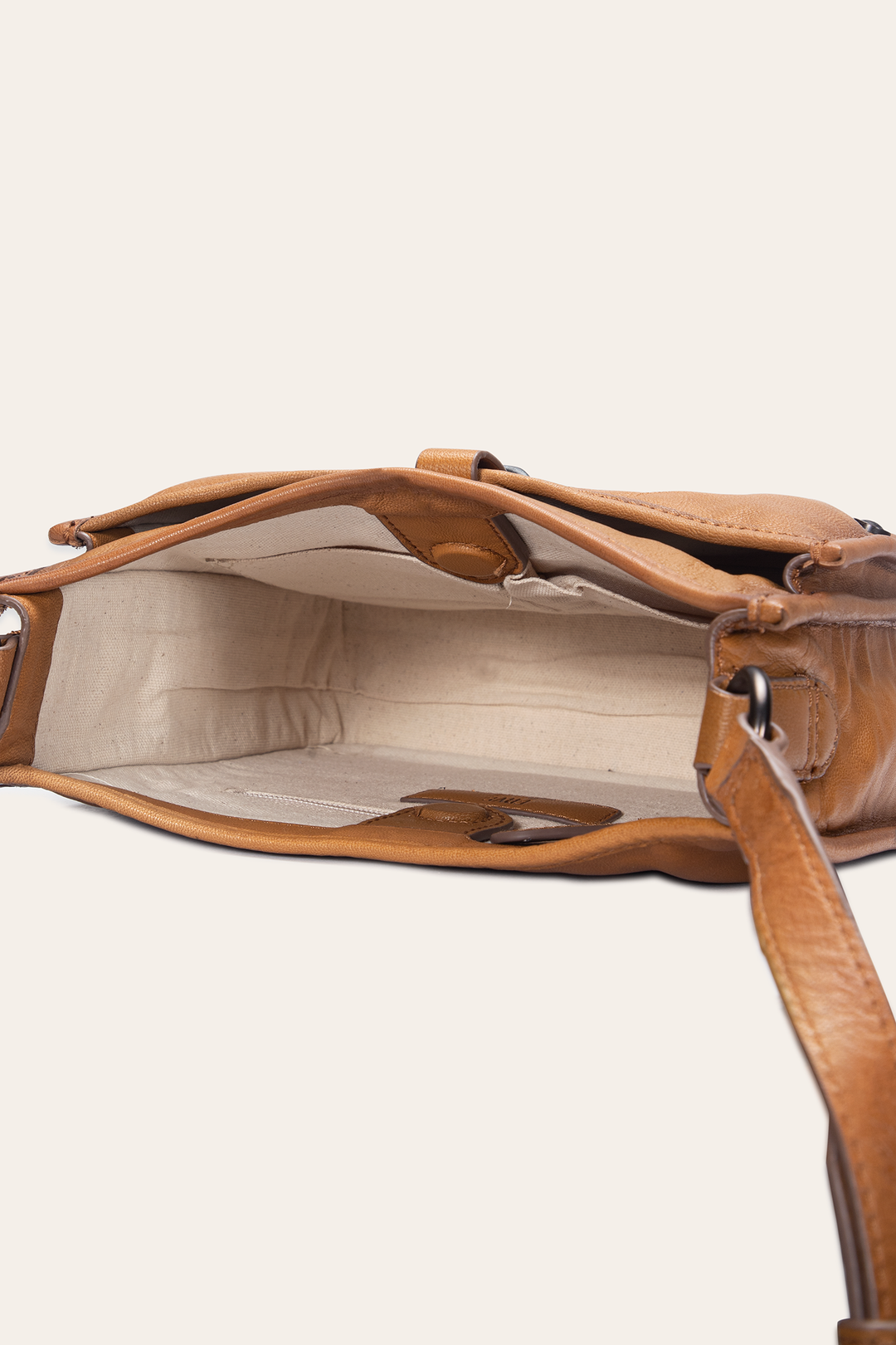Campus Canyon Crossbody - Canyon