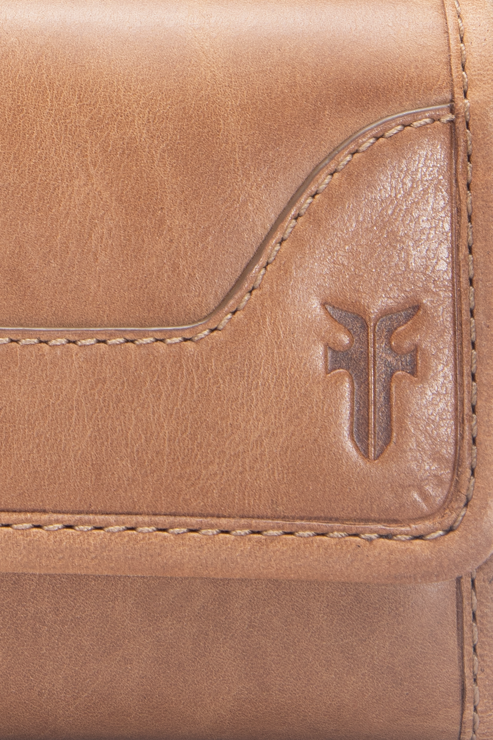 Melissa Beige Wallet - Beige